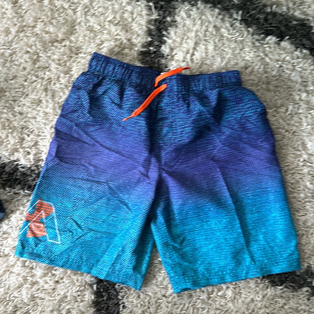UNDER ARMOUR BATHING SUIT
